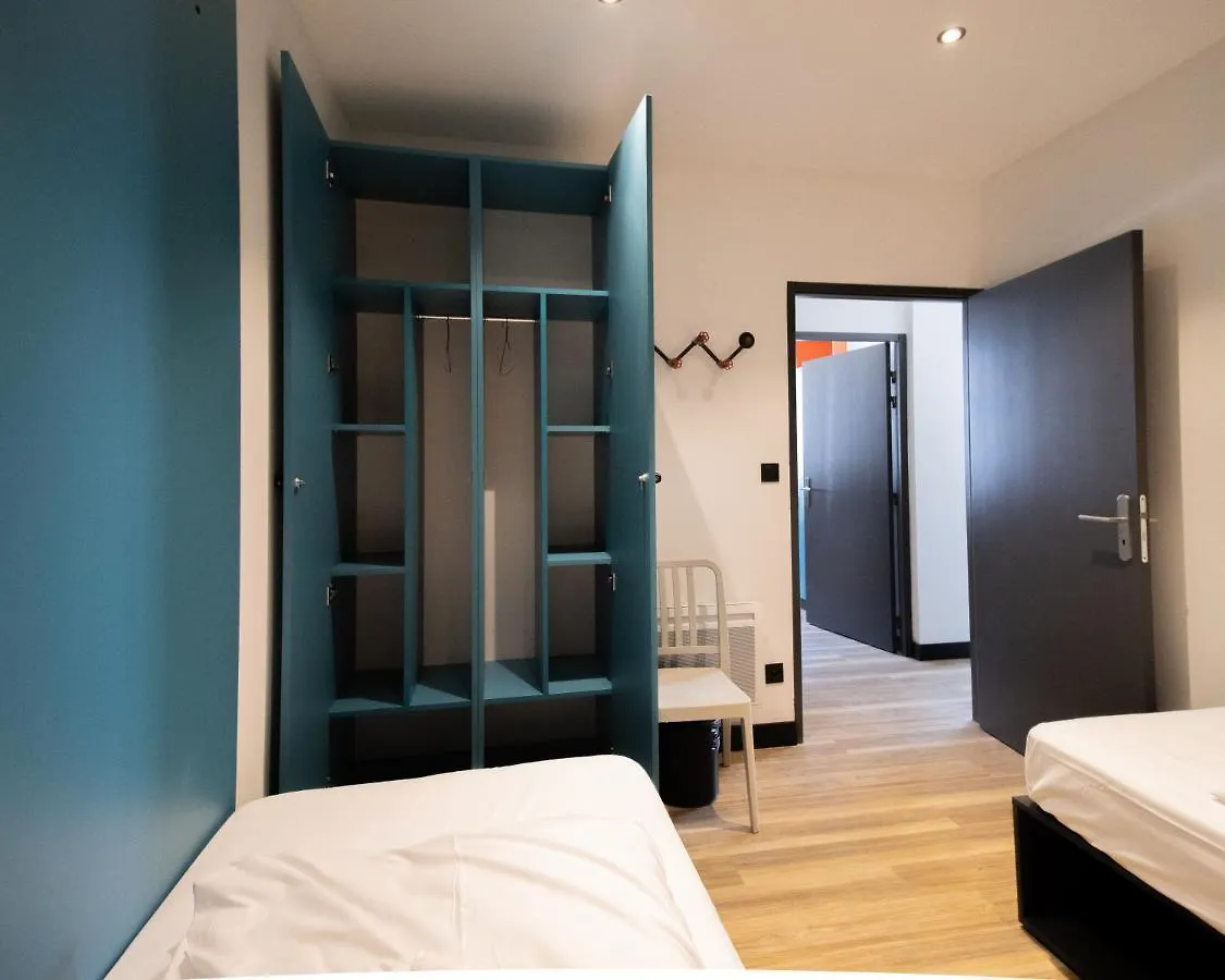 Hotel Moontain Hostel Oz